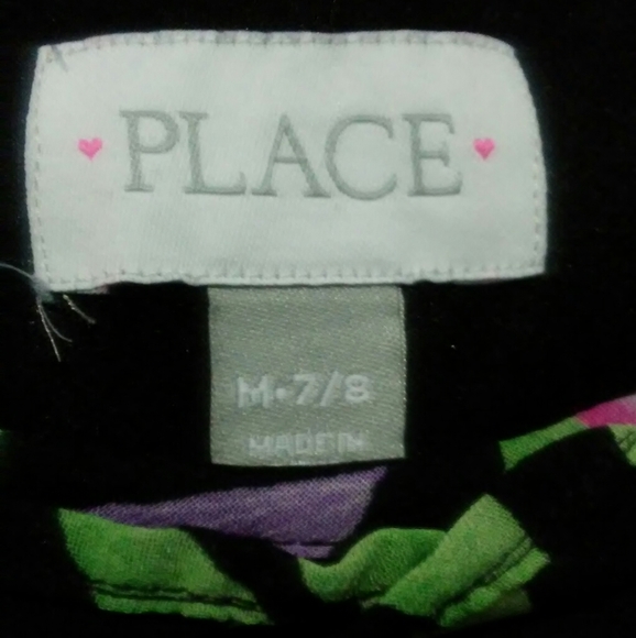 A flower dress with a trail - Picture 3 of 3